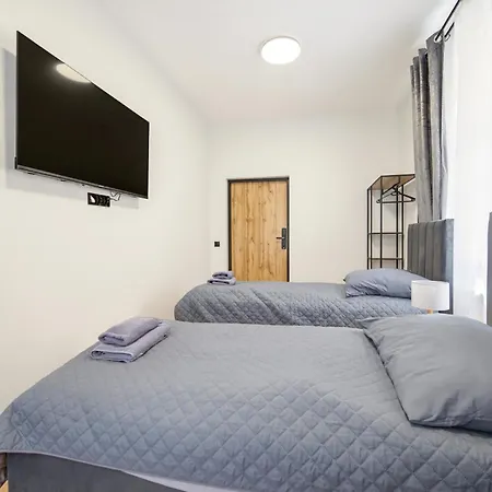 Koscielna 4 Apartments - 100M Od Rynku * リブニク
