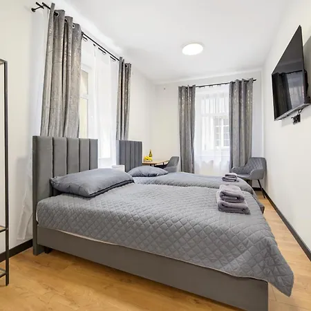 Koscielna 4 Apartments - 100M Od Rynku * リブニク
